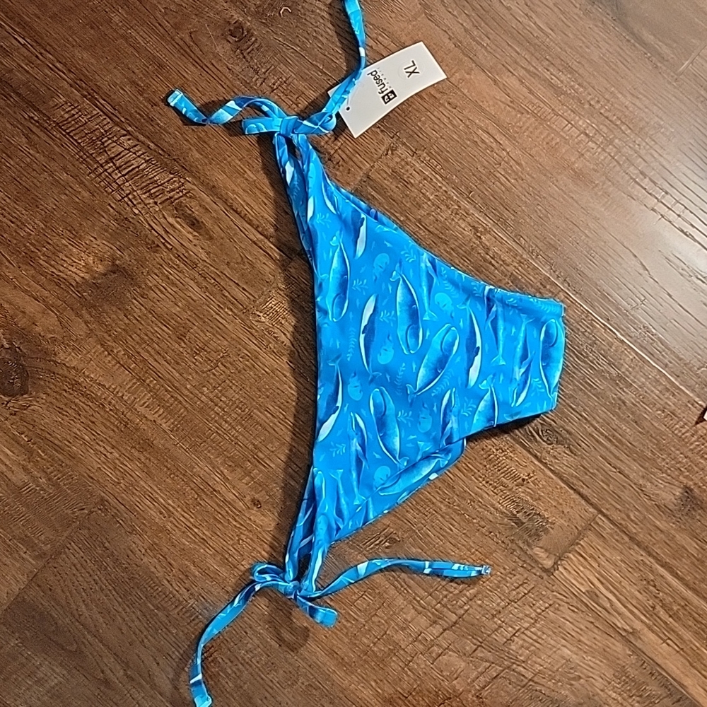Fused Hawaii Aloha (scrunch butt, tie up sides)